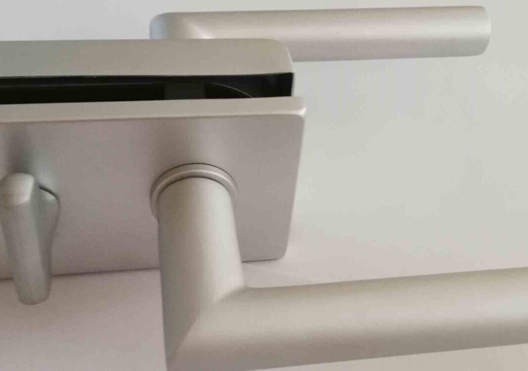 JH slēdzene ar rokturi, WC